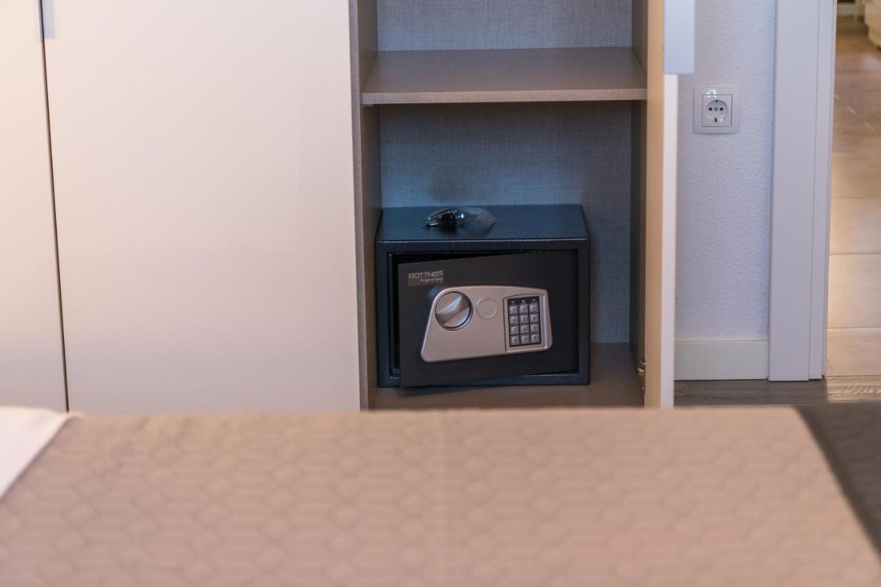 New Apartment Near Sea With 3 Bedrooms And 2 Bathrooms PUY 외부 사진